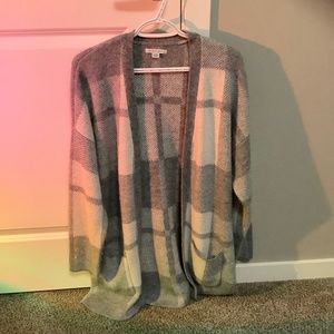 Grey cardigan from American Eagle, size M